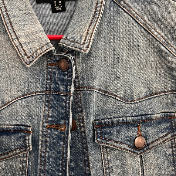 jean jacket - Picture 2 of 3